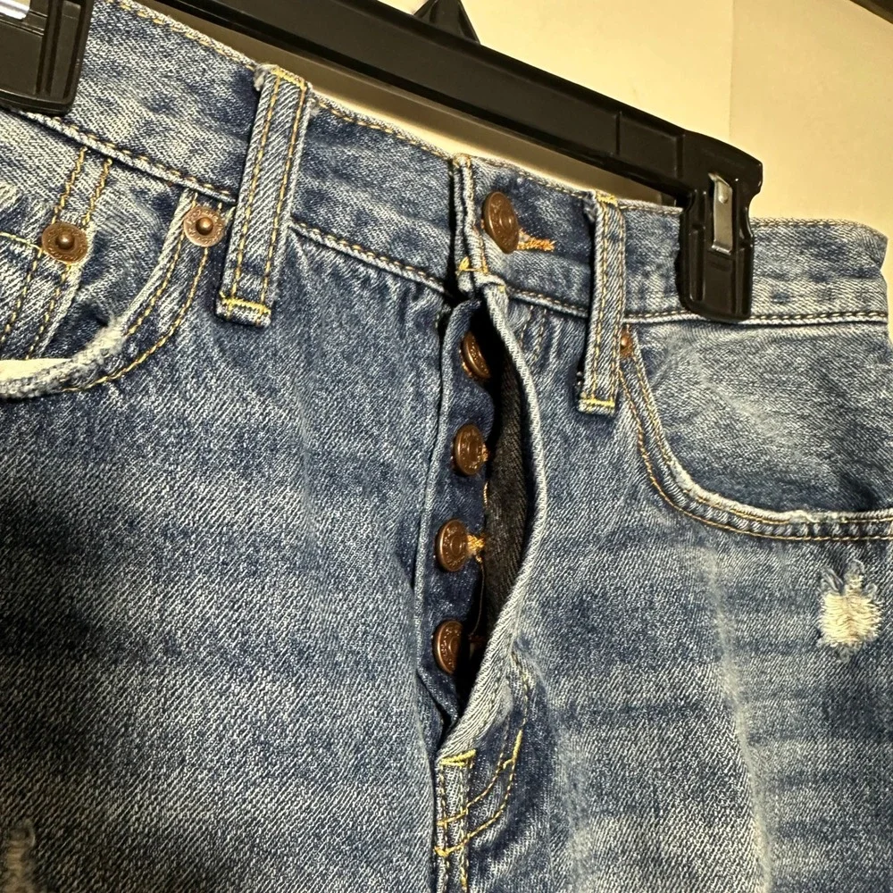 Free People‎ Sofia Cutoff Denim Shorts 25 Blue Distressed Button Fly Raw Hem